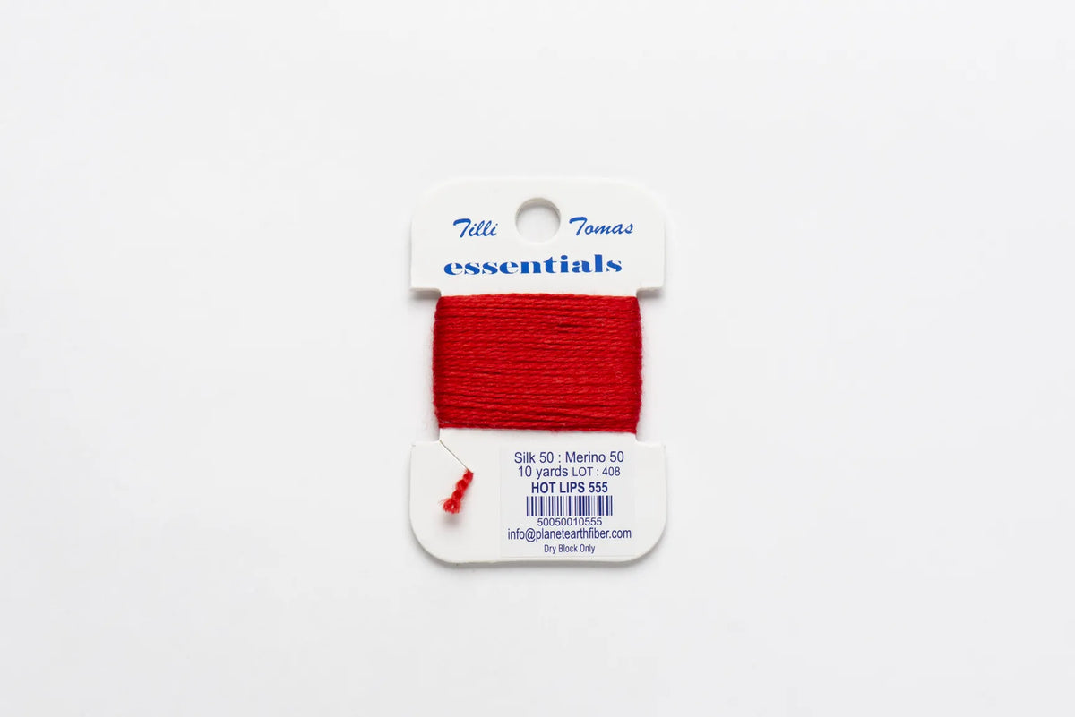 Essentials Card 555 HOT LIPS